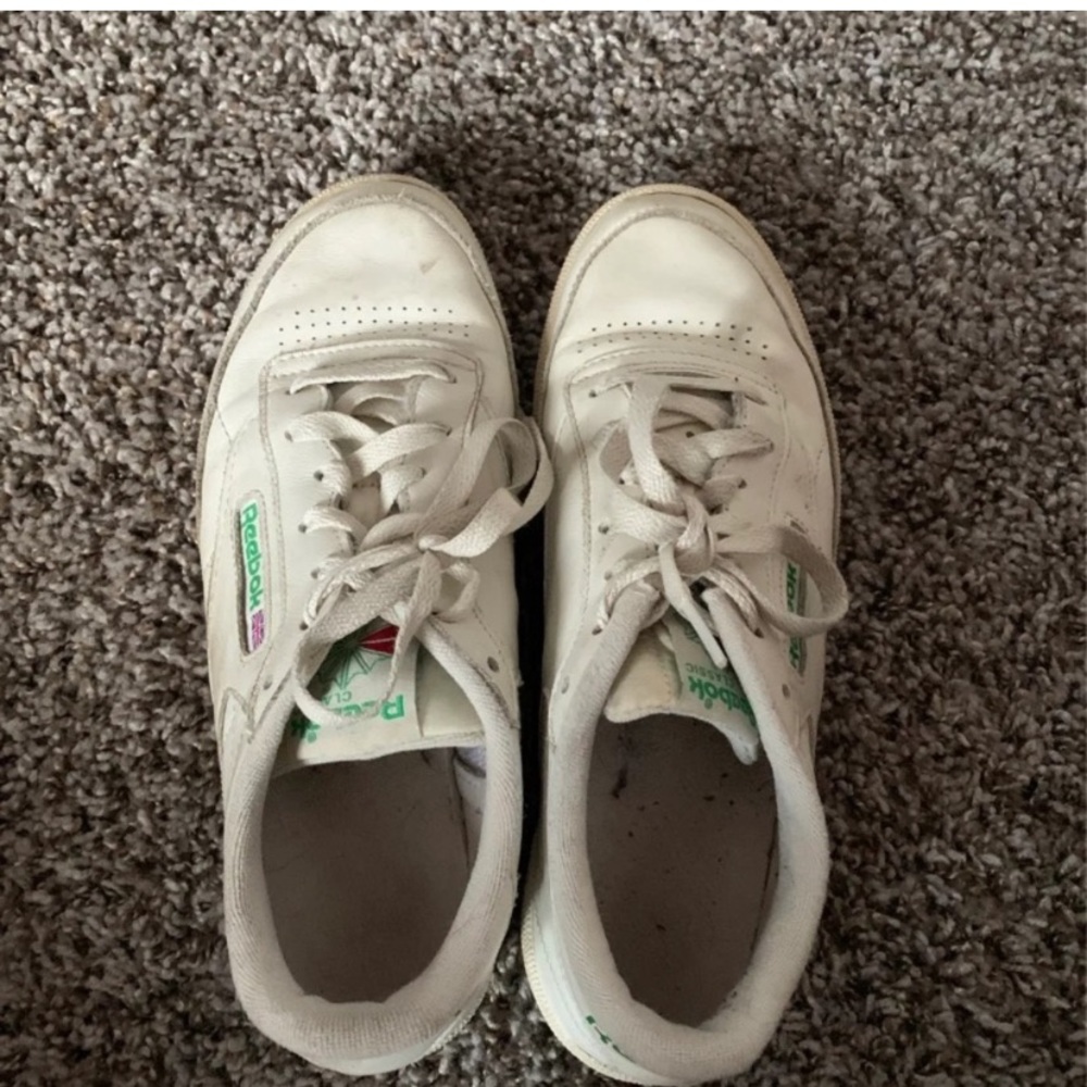 Reebok sneaker